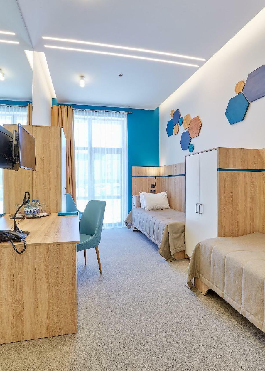 Aqua-Minsk Hotel Plus 外观 照片