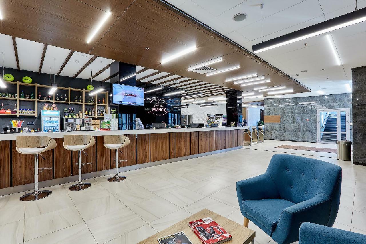 Aqua-Minsk Hotel Plus 外观 照片